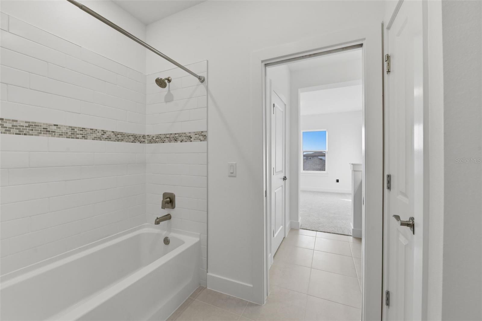 WATERSET WOLF CRK PH G1 & 30TH - Residential