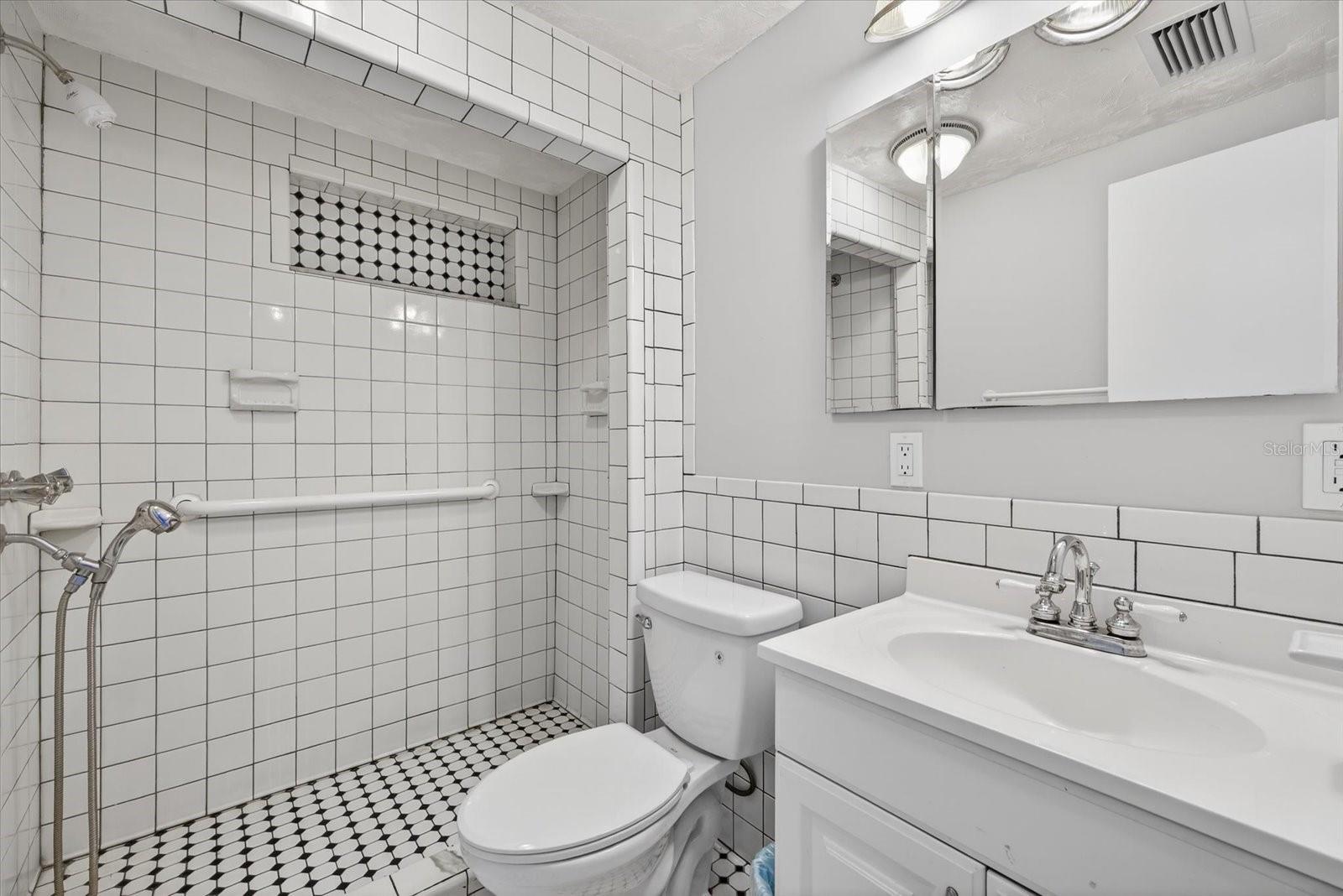 RIDGE CREST GARDENS - Residential