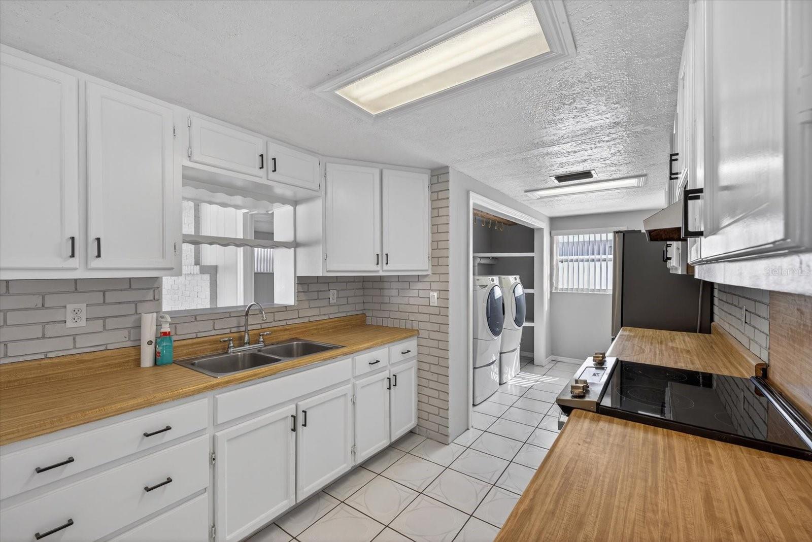 RIDGE CREST GARDENS - Residential