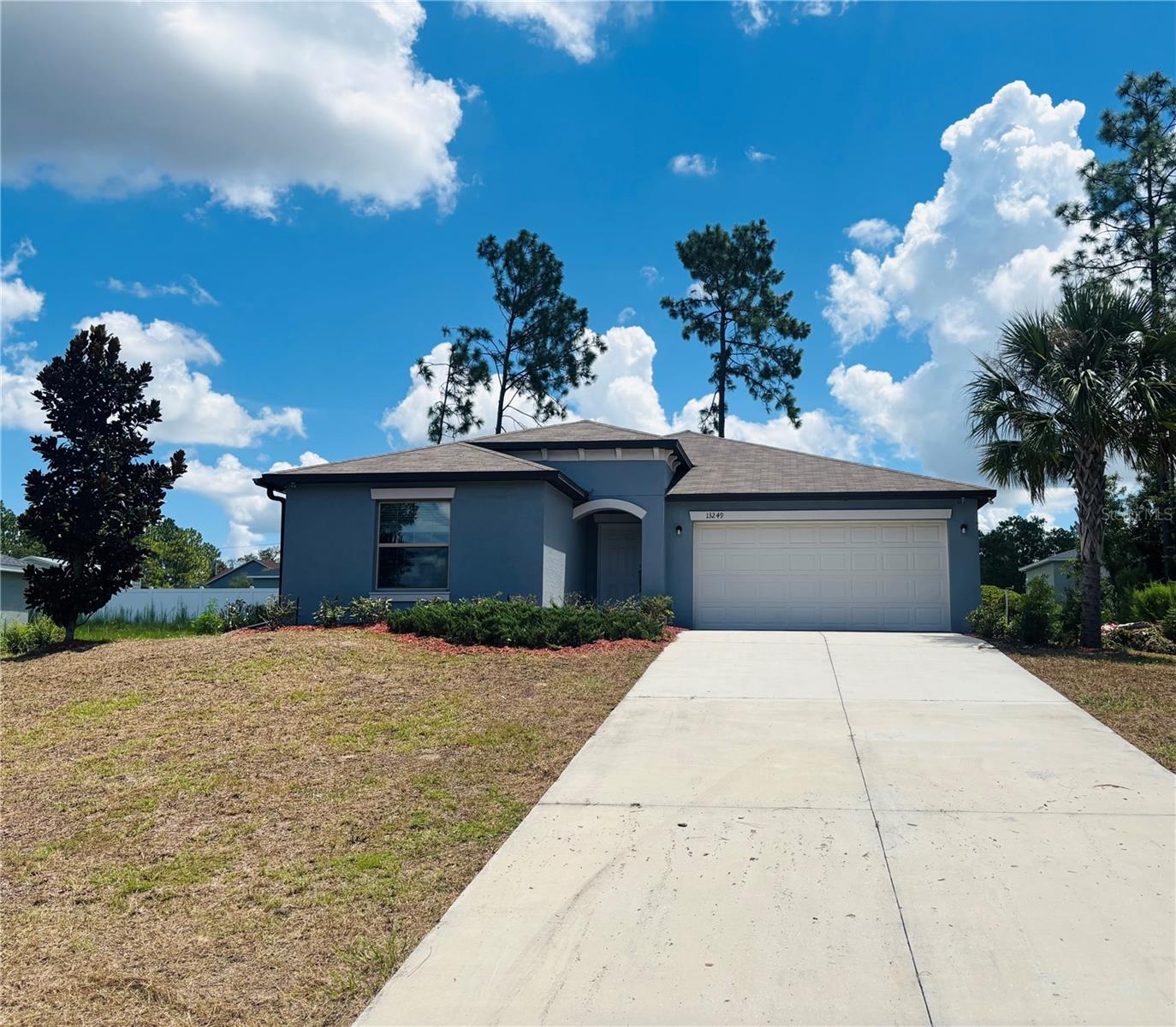 SW location 4/2/2 **WON'T LAST**
To schedule a Showing or Submit an Application please visit: https://www.rpmdiversified./houses-rent
This exceptional home is complete with 4 bedrooms and 2 bathrooms. The heavenly kitchen has a center island that overlooks an open café with a large family room, which is perfect for entertaining. The kitchen includes a large pantry and new appliances. The owner suite features an over-sized bedroom connected to a bathroom with his and her sinks, linen closet and a roomy walk-in closet. Ceramic title included in the foyer, kitchen, bathrooms and laundry room. Plush carpet included in the family room and all bedrooms. Laundry will be a breeze with the inside laundry room. Located in a growing prime location, close proximity to restaurants, shopping, golf, bike and hiking trails, and more!
All RPM Diversified residents are enrolled in the Resident Benefits Package (RBP) for $39.95/month which includes renters insurance, credit building to help boost your credit score with timely rent payments, $1M Identity Protection, HVAC air filter delivery (for applicable properties), move-in concierge service making utility connection and home service setup a breeze during your move-in, our best-in-class resident rewards program, and much more! More details upon application.
Non-Smoking Home. Renter's Insurance is required!
First and Security required to Move-In,
Our property offers deposit-free leasing using Obligo billing authorization technology (for qualified renters).
Available with no security deposit with Obligo!
There are restrictions on pets, if pets are allowed, there will be additional fees required.
By applying to lease with Real Property Management Diversified you will have to create either a pet/animal profile or a no-pet profile using our firm’s third-party screening service. Click here https://rpmdiversified.petscreening./ to start.