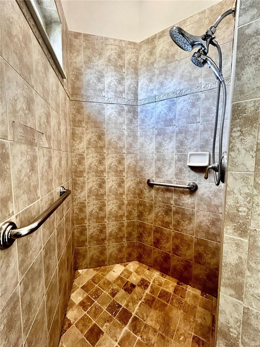 LAKE GERALDINE - Residential