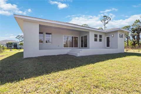 A home in PORT CHARLOTTE