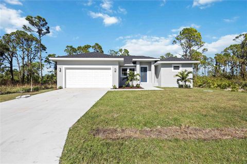 A home in PORT CHARLOTTE