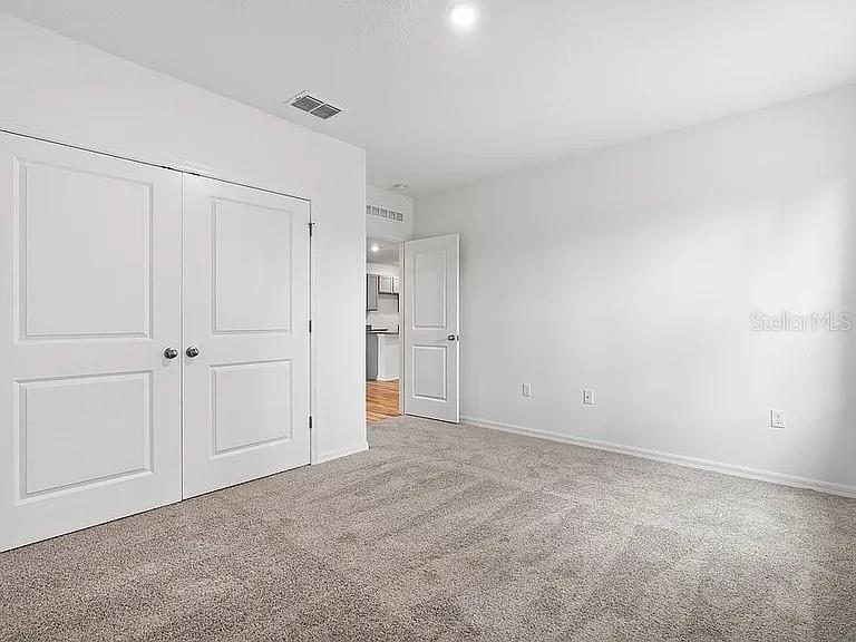 ROYAL HIGHLANDS - Residential