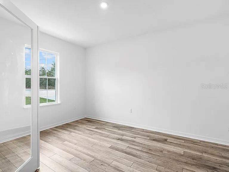 ROYAL HIGHLANDS - Residential