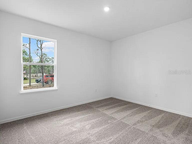 ROYAL HIGHLANDS - Residential