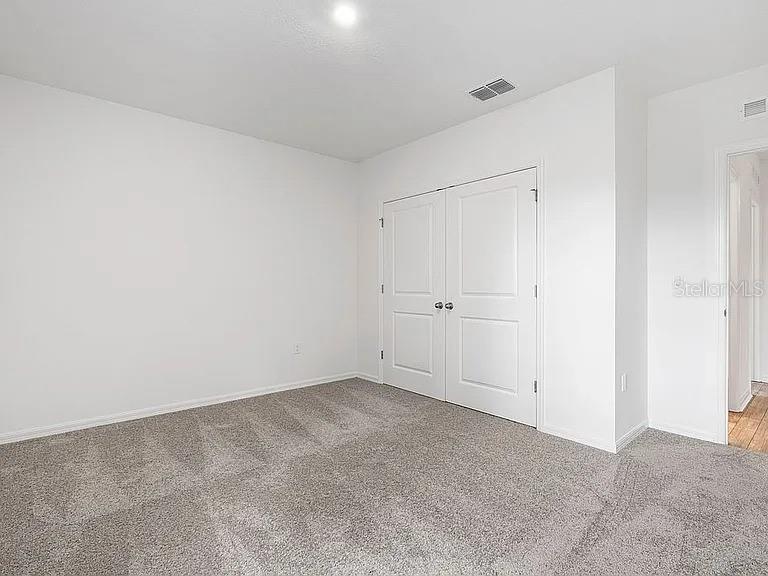 ROYAL HIGHLANDS - Residential