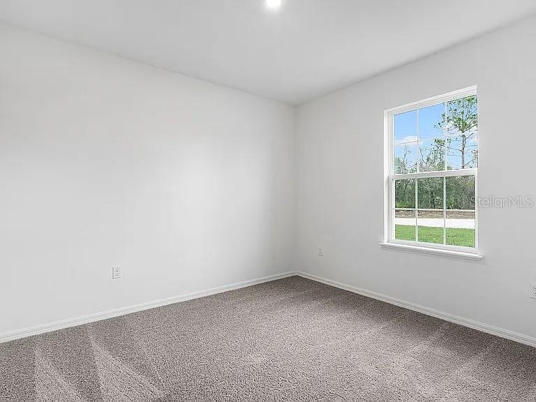 ROYAL HIGHLANDS - Residential