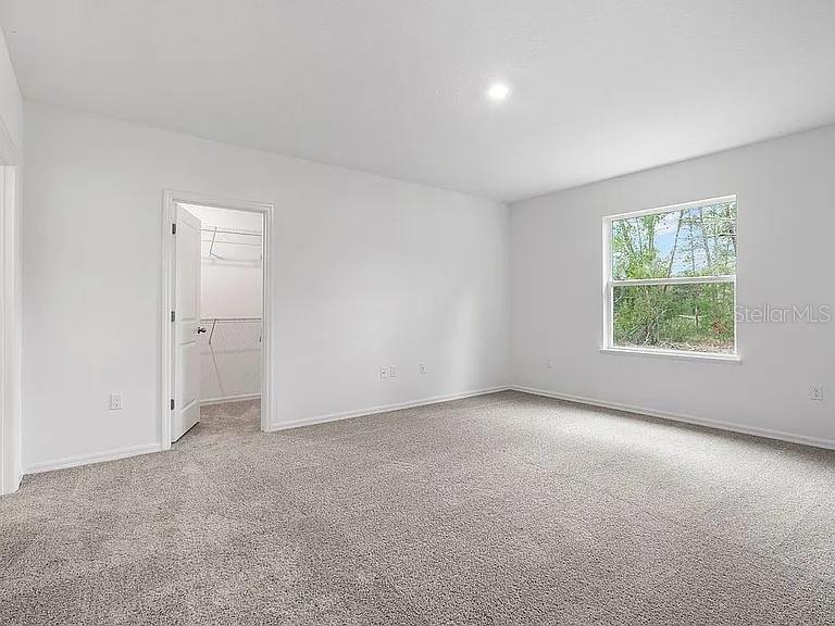 ROYAL HIGHLANDS - Residential