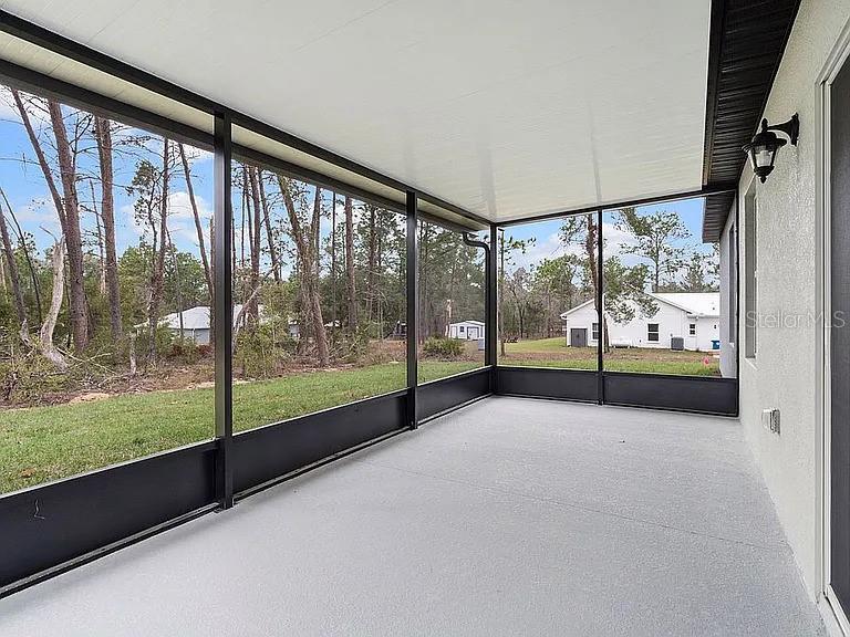 ROYAL HIGHLANDS - Residential