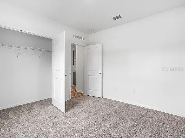 ROYAL HIGHLANDS - Residential