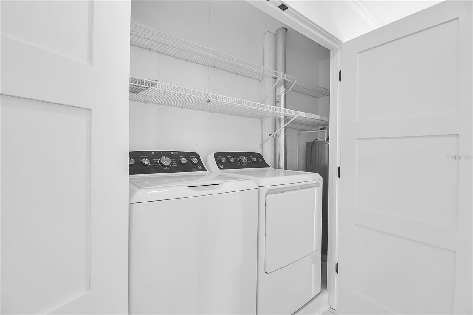 GOLDEN BEACH - Residential