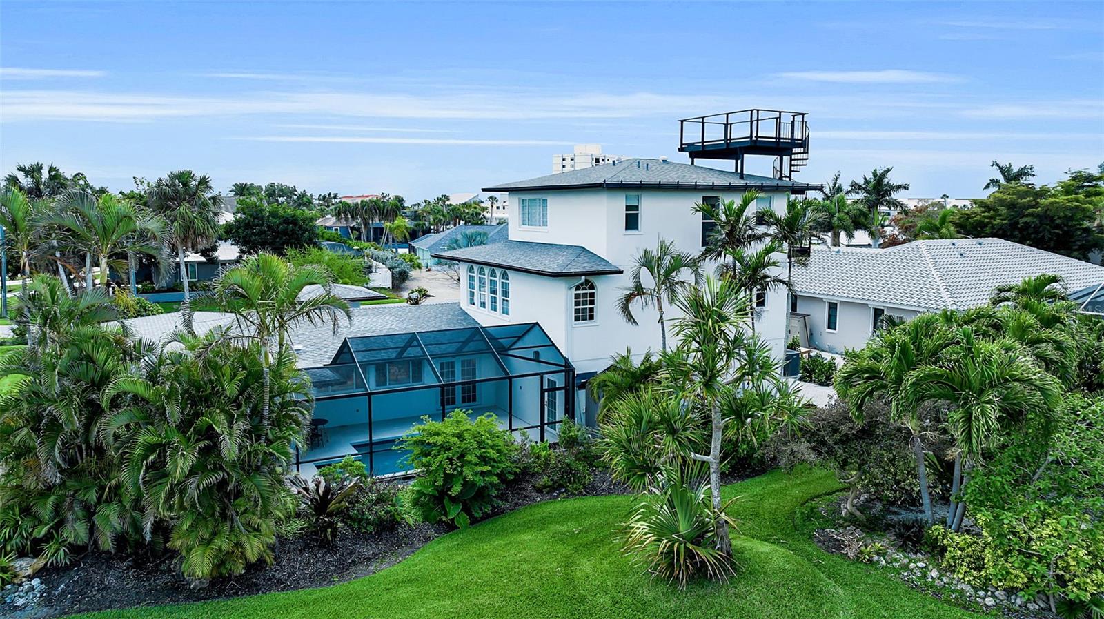 GOLDEN BEACH - Residential