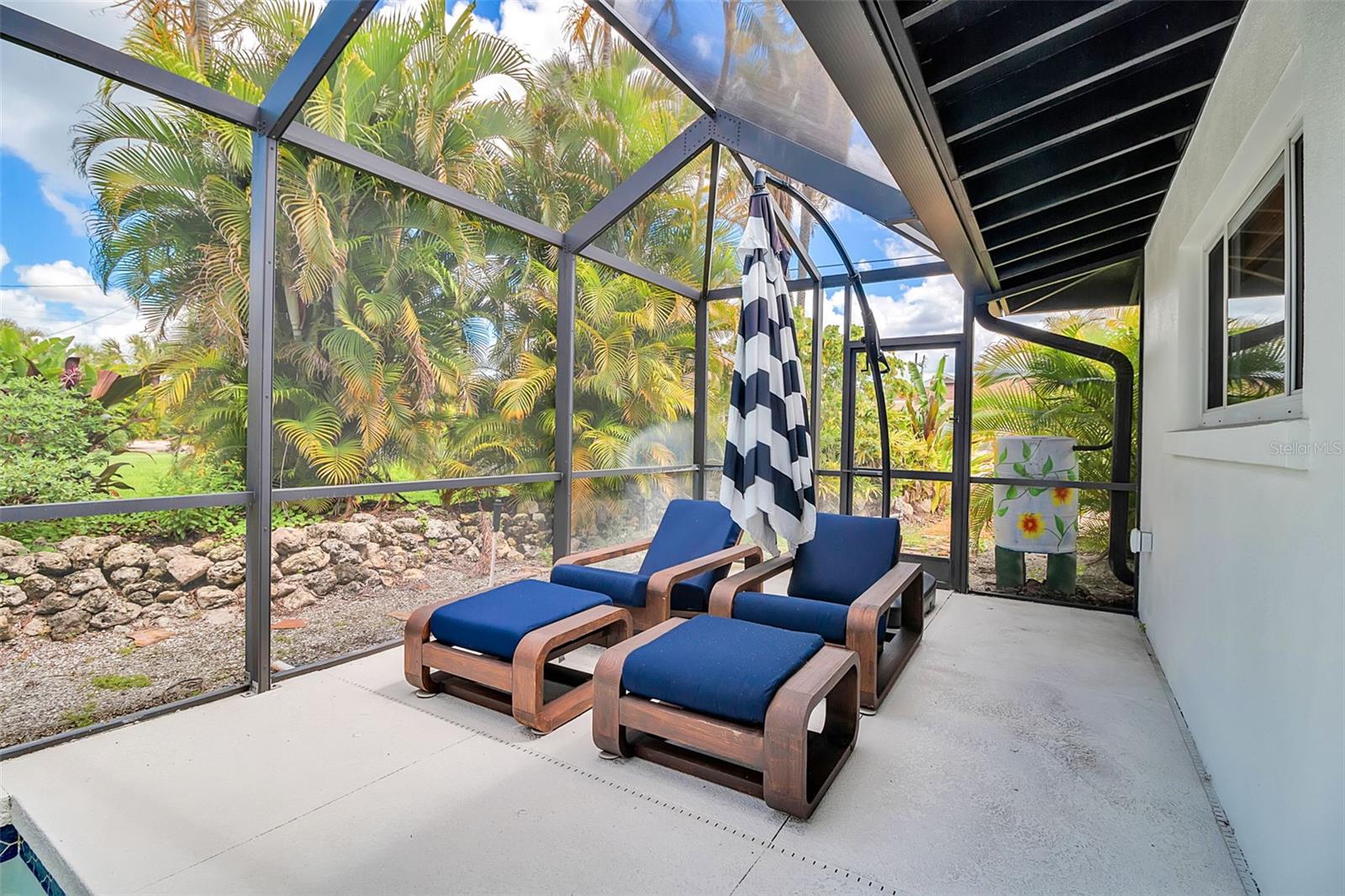 GOLDEN BEACH - Residential