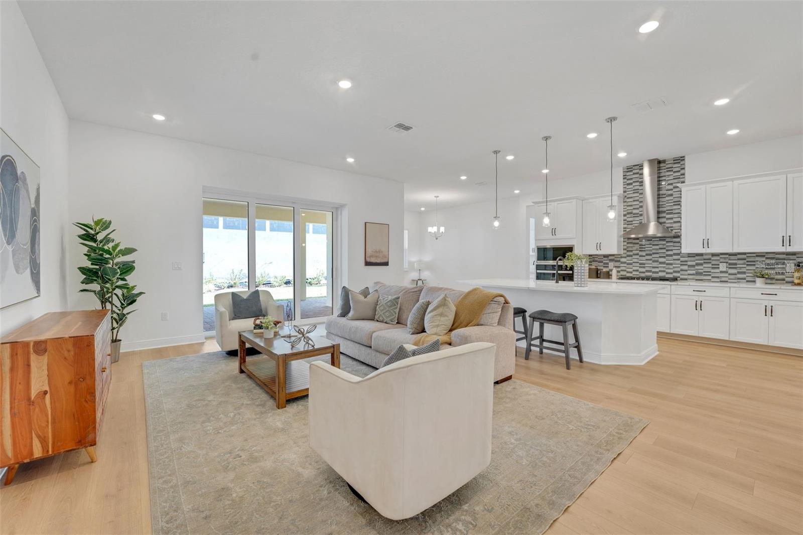 PALMS AT WINDERMERE - Residential