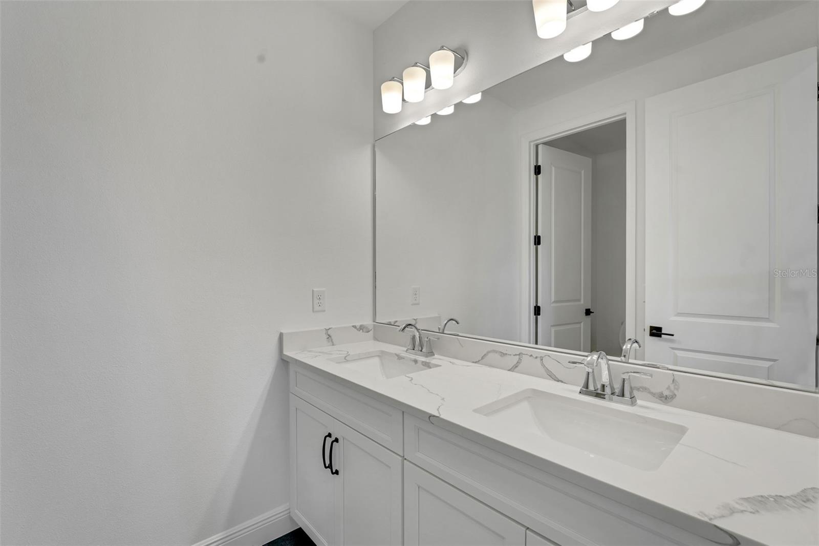 PALMS AT WINDERMERE - Residential