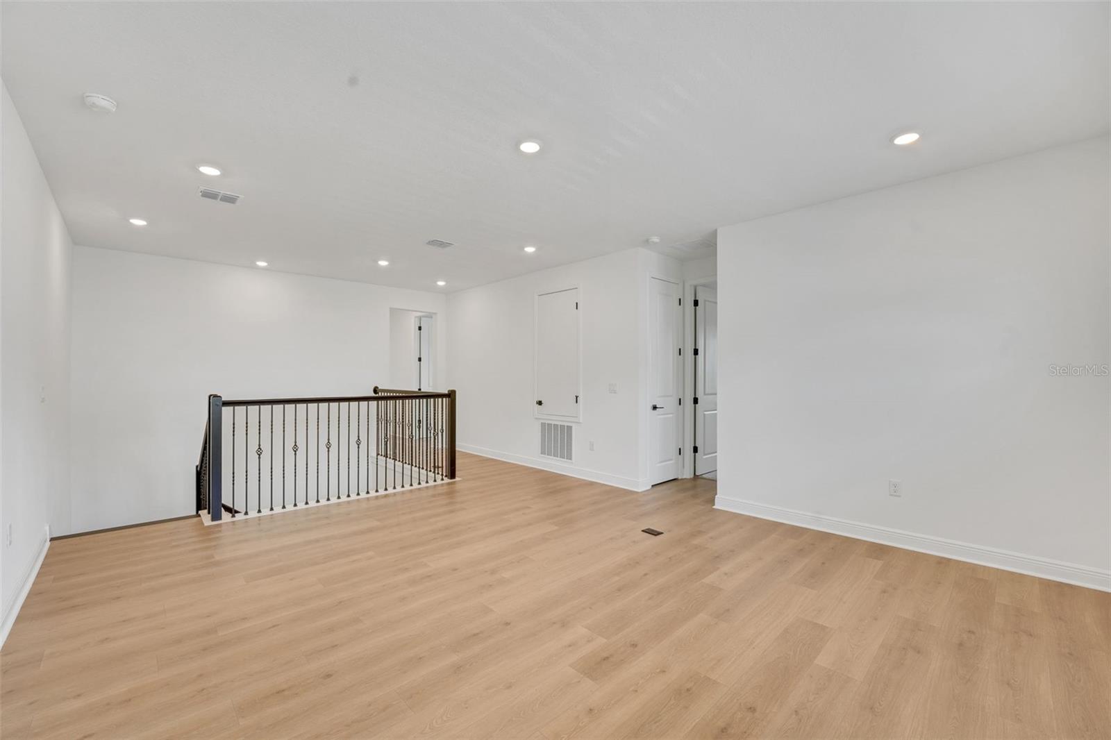 PALMS AT WINDERMERE - Residential