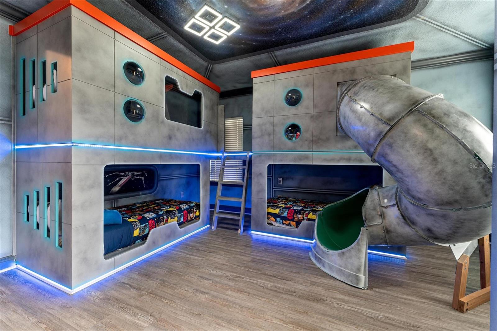 REUNION WEST VILLAGE 3A - Residential