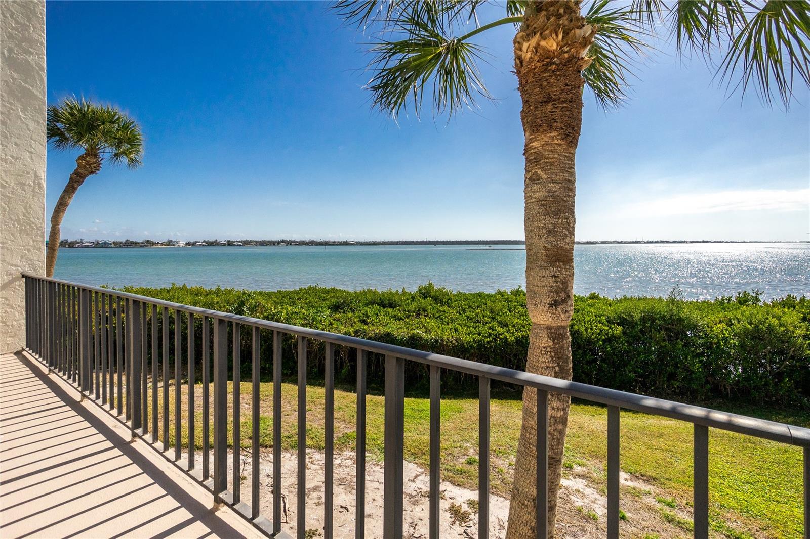 SANDPIPER KEY BLDG 04 - Residential