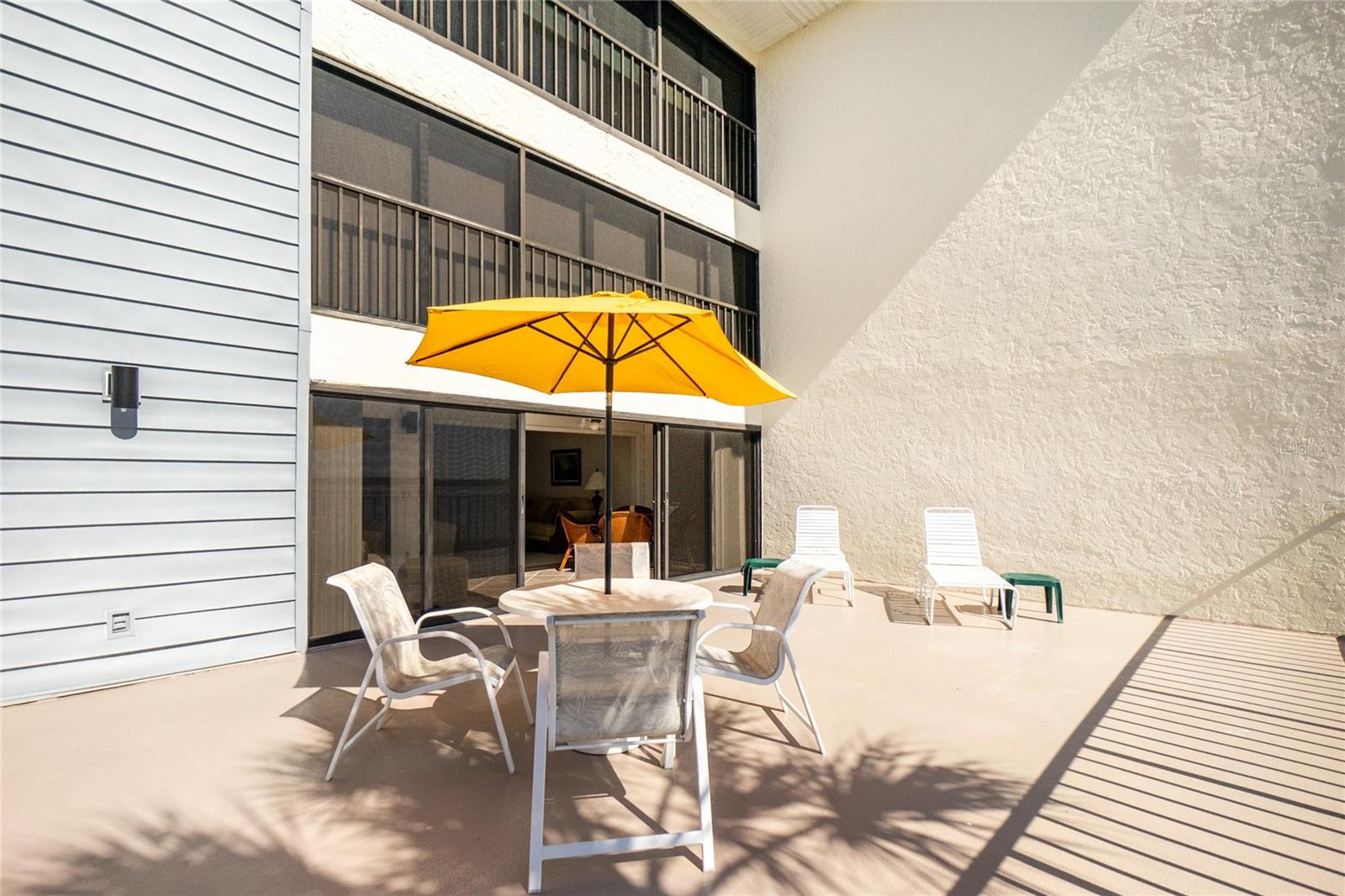 SANDPIPER KEY BLDG 04 - Residential