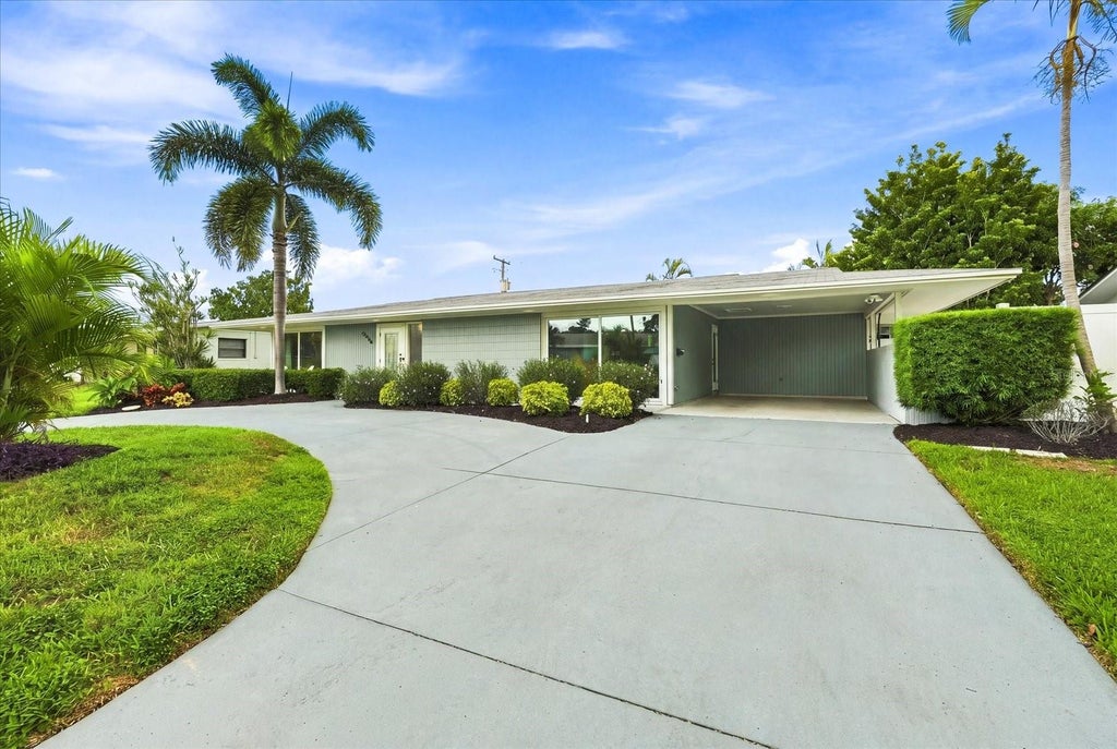Photo of 5188 40th Street S, St Petersburg, FL 33711 (MLS # TB8539541)