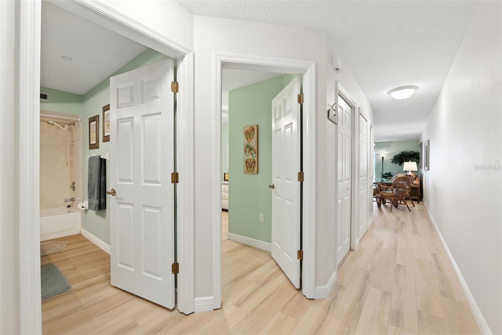 CAPTAINS COVE CONDO - Residential