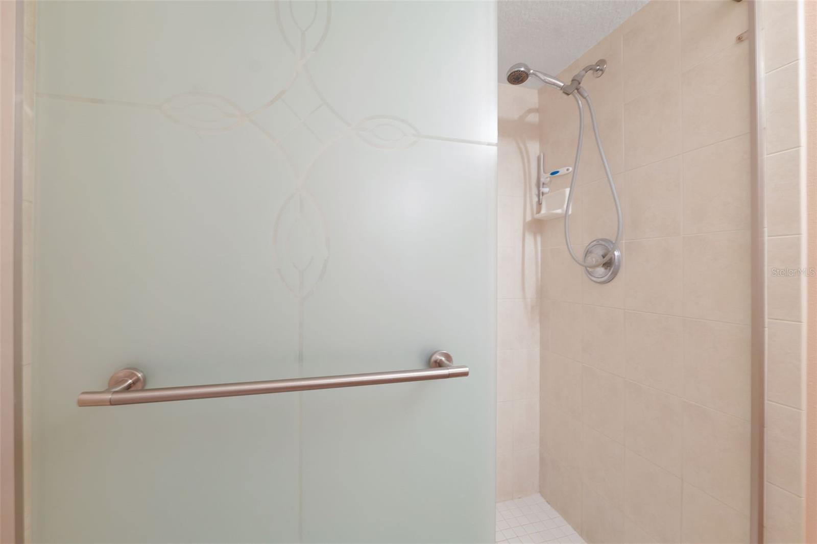 CAPTAINS COVE CONDO - Residential