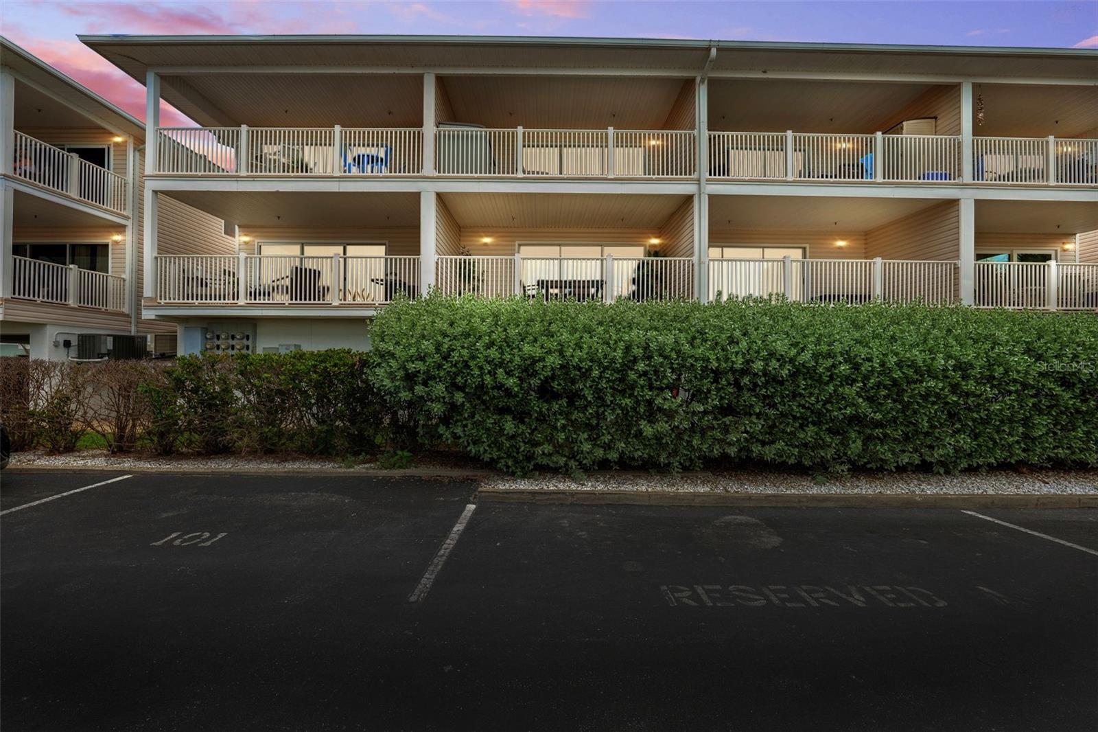 CAPTAINS COVE CONDO - Residential