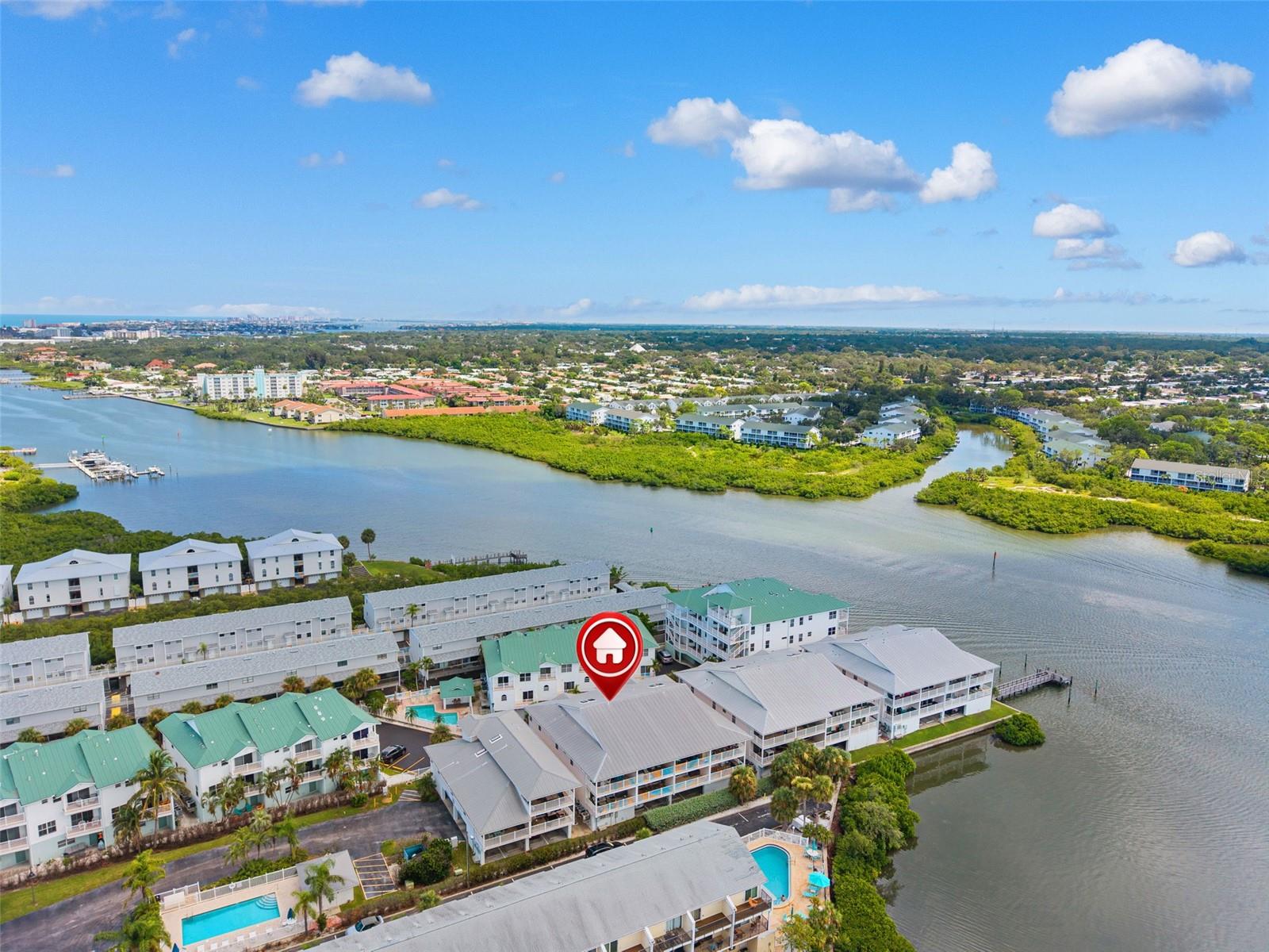 CAPTAINS COVE CONDO - Residential