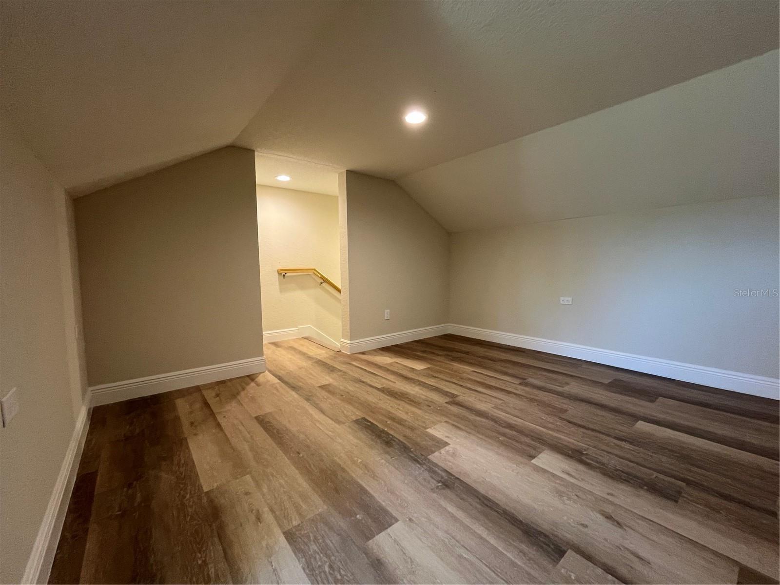 WINDSTREAM A - Residential