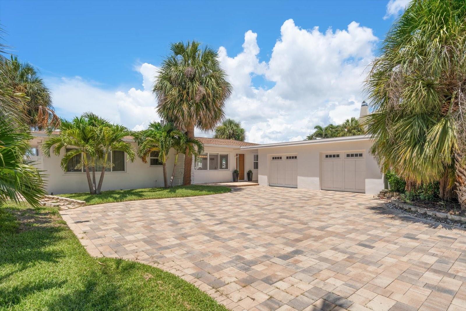 1854 VENETIAN POINT DRIVE