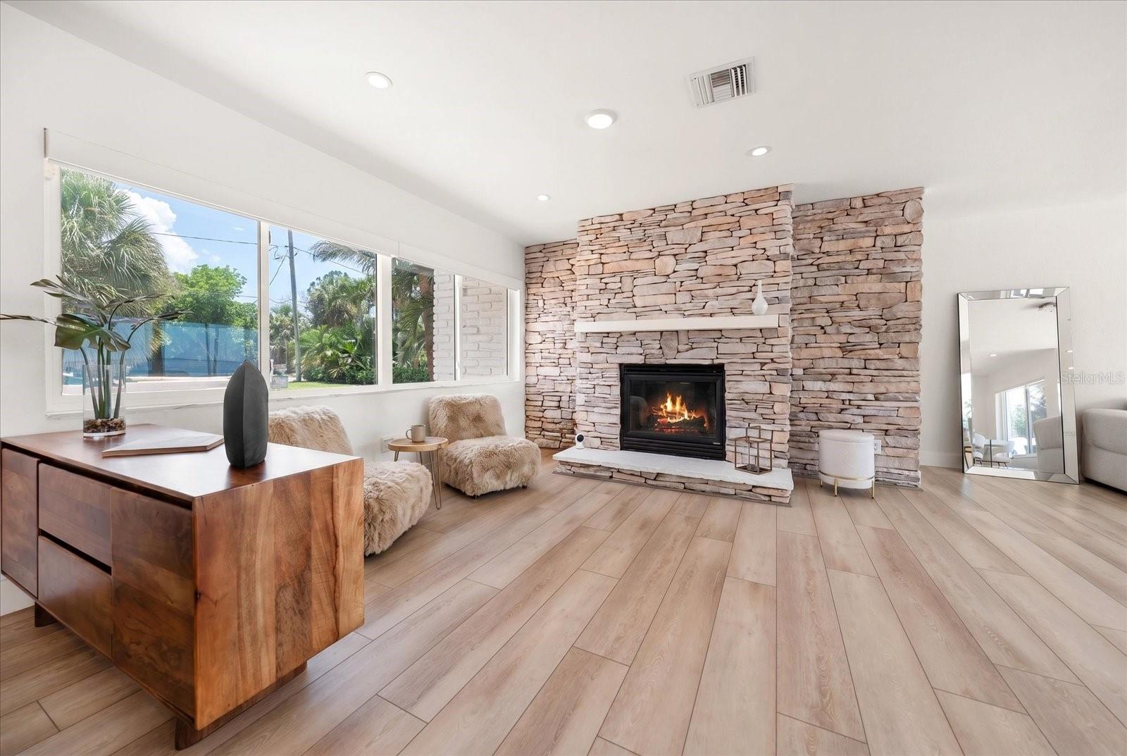 1854 VENETIAN POINT DRIVE