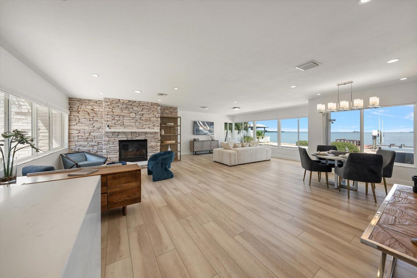 1854 VENETIAN POINT DRIVE