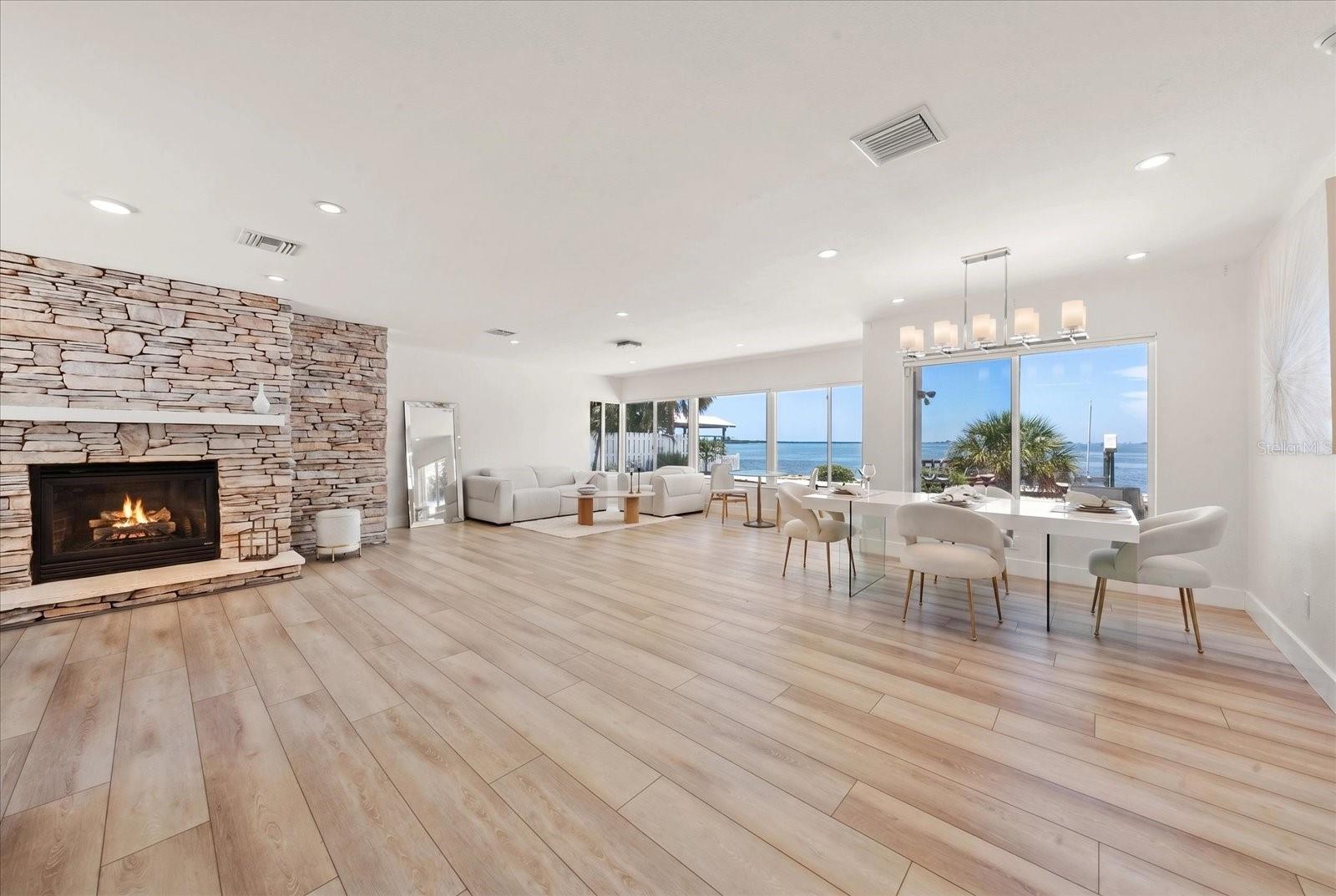1854 VENETIAN POINT DRIVE