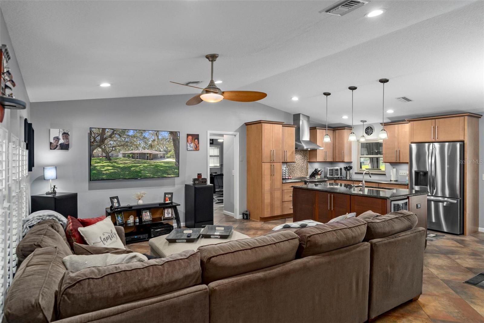 WATER OAKS - Residential