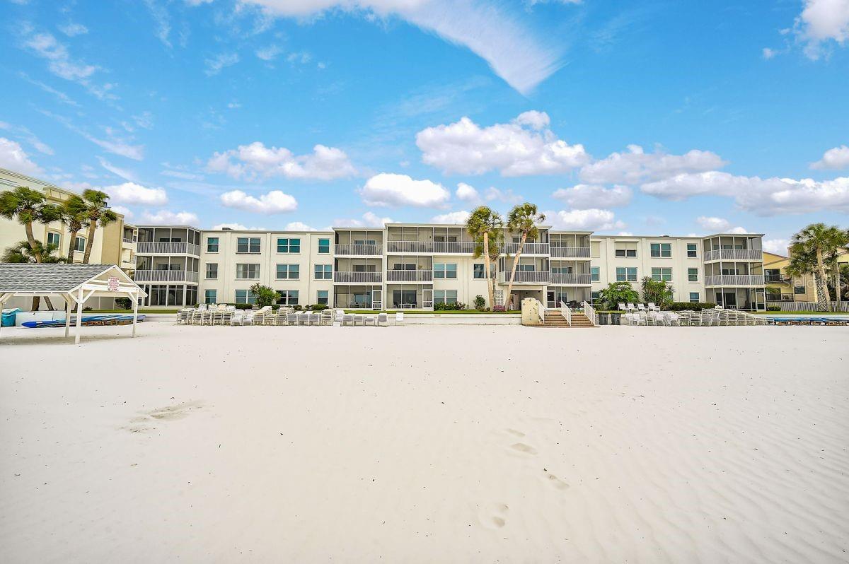 6154 MIDNIGHT PASS ROAD C09