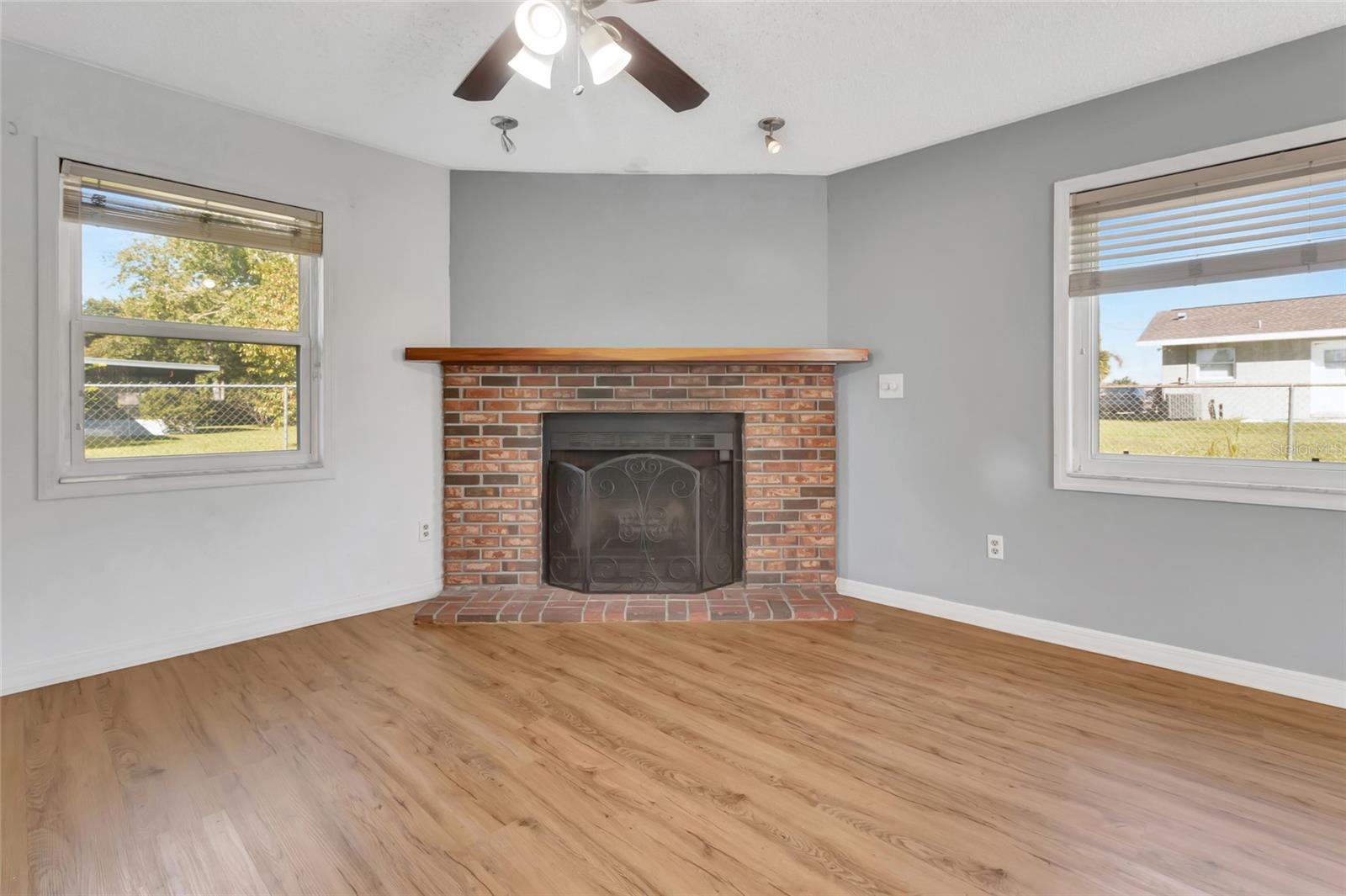 FLORIDA HEIGHTS - Residential Lease