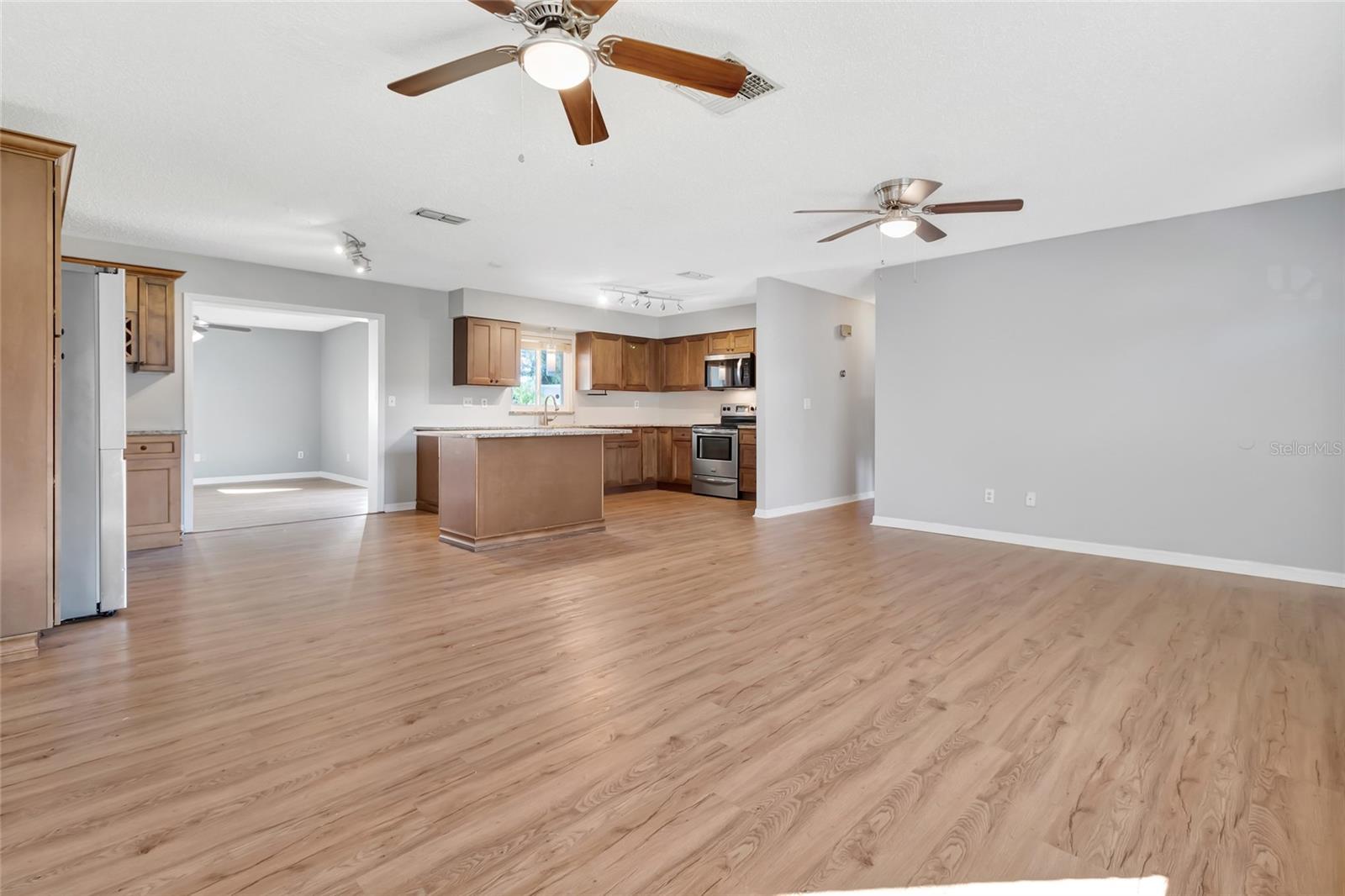 FLORIDA HEIGHTS - Residential Lease