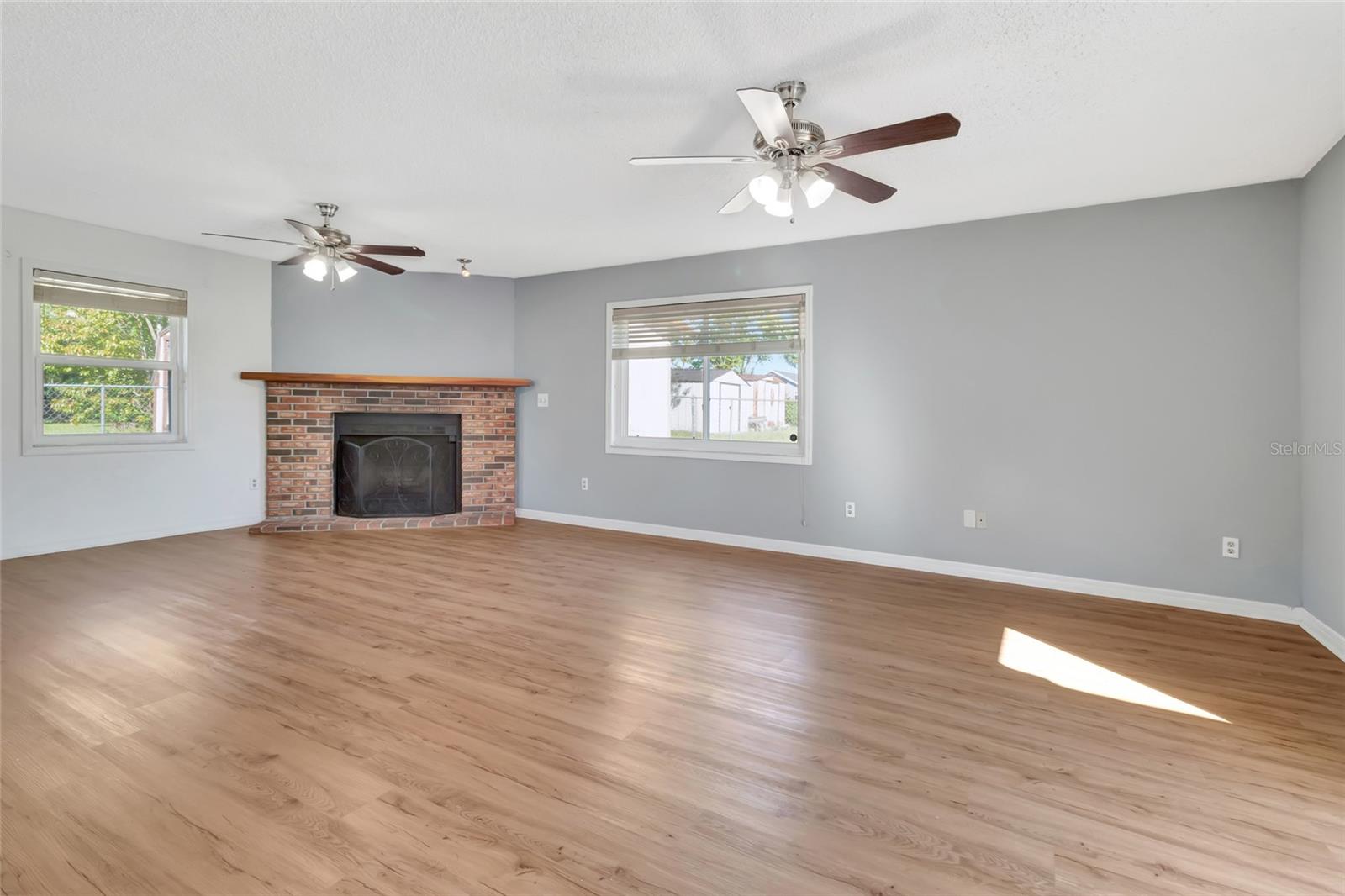 FLORIDA HEIGHTS - Residential Lease