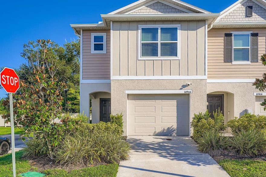 Beautifully maintained 3-bedroom, 2.5-bath townhome built in 2021, offering modern style and comfort in a convenient Tampa location. Enjoy an open-concept layout with a spacious living area, sleek kitchen featuring stainless steel appliances and bar seating, and a private primary suite with a walk-in closet and ensuite bath. With an attached garage, and upstairs laundry, this move-in-ready home delivers low-maintenance living just minutes from I-4, I-75, downtown Tampa, shopping, and dining — the perfect blend of value, comfort, and convenience.