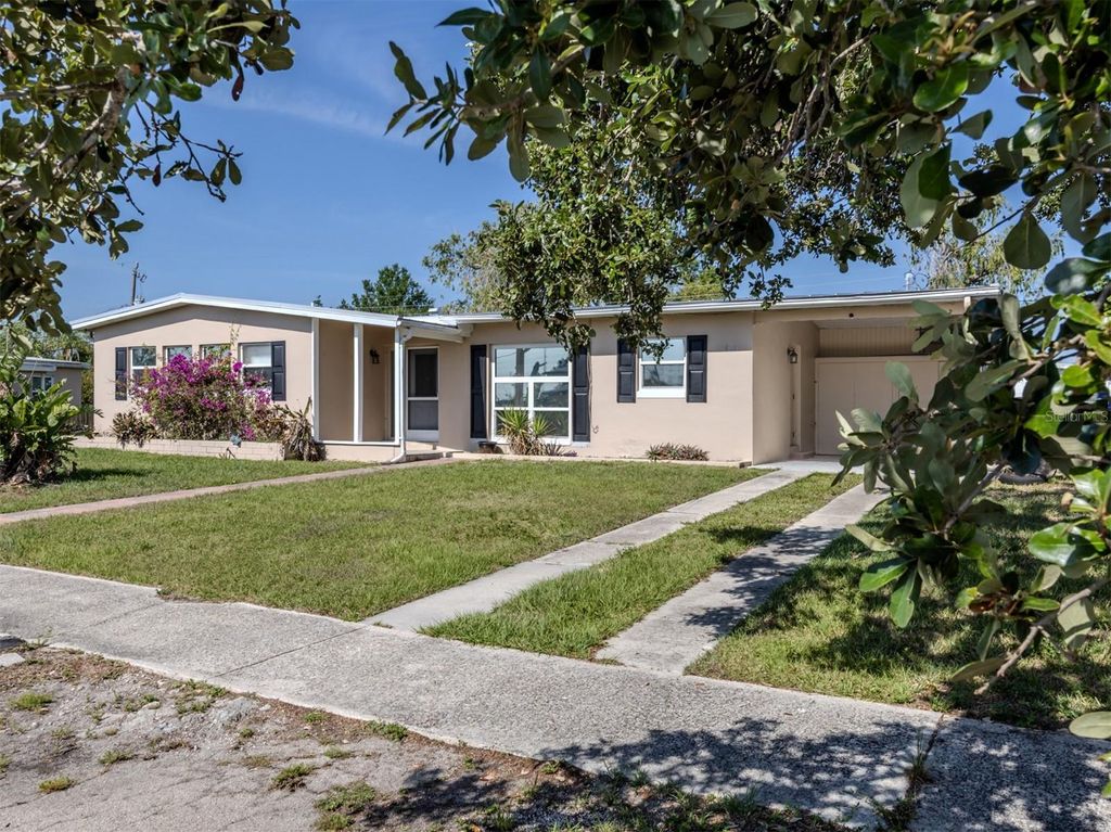 Photo of 6231 Jordan Street, North Port, FL 34287 (MLS # N6138960)