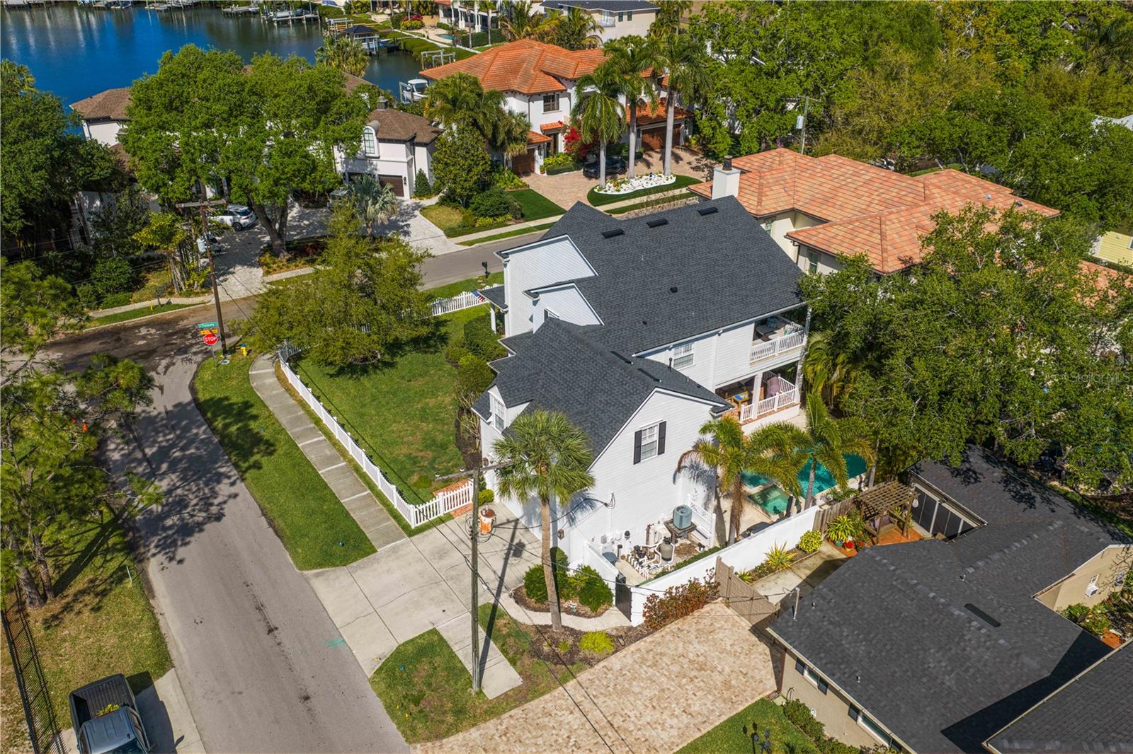 BAYSHORE ESTATES 2 - Residential