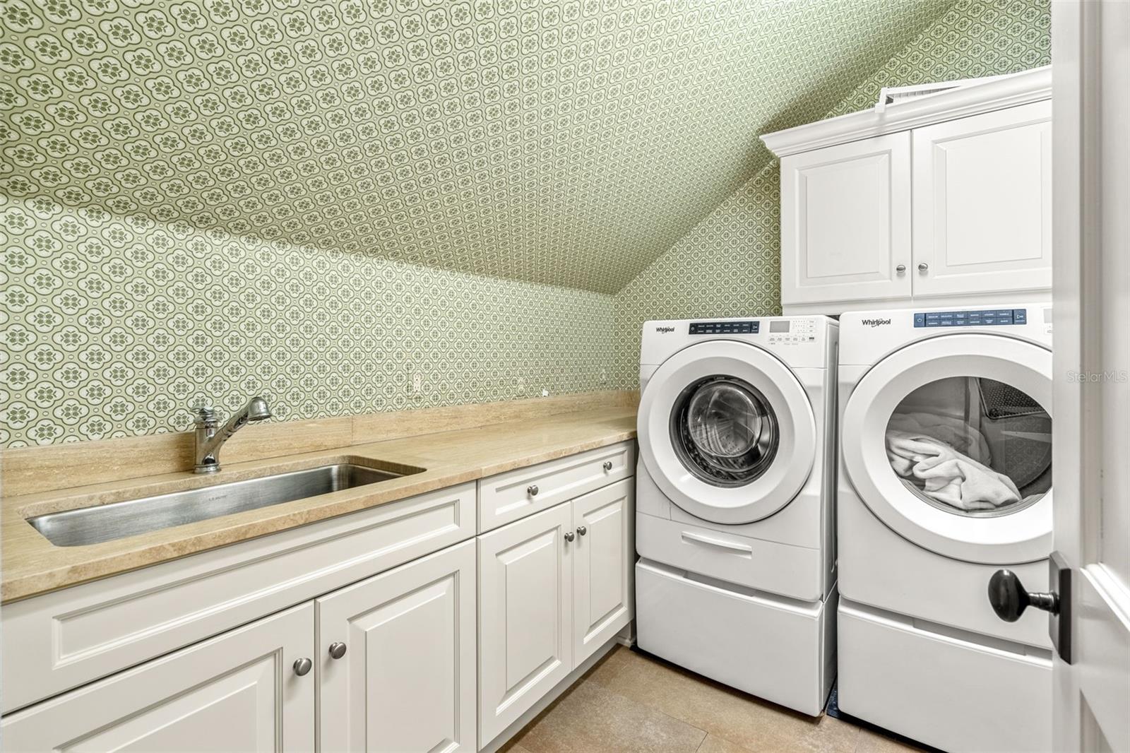 CLOISTER GROVE SUB - Residential