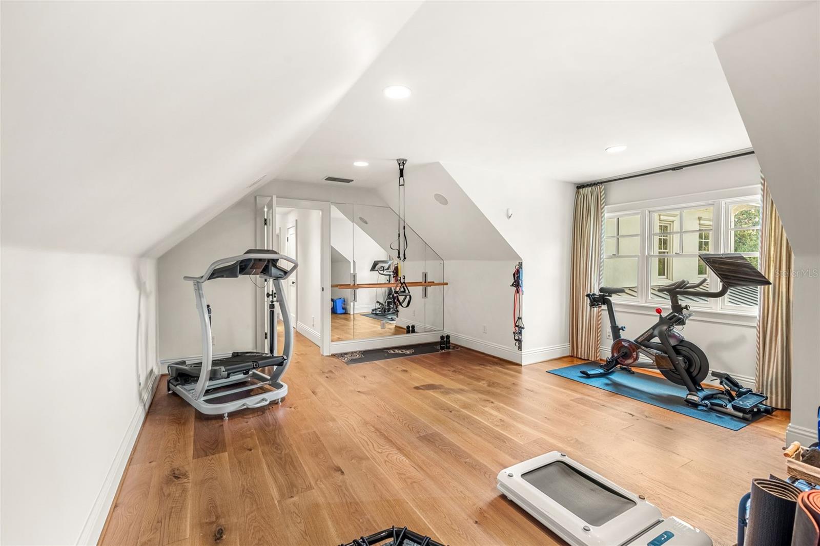 CLOISTER GROVE SUB - Residential