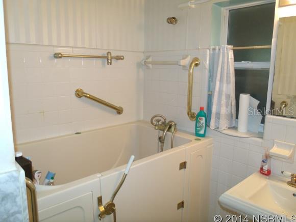 Ridgecrest Unit 02 - Residential