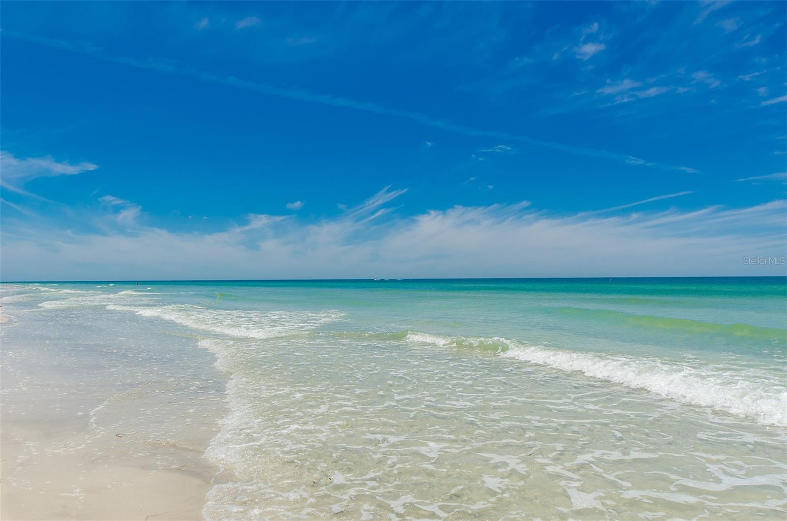 PURA VIDA RESIDENCES CONDO - Residential Lease