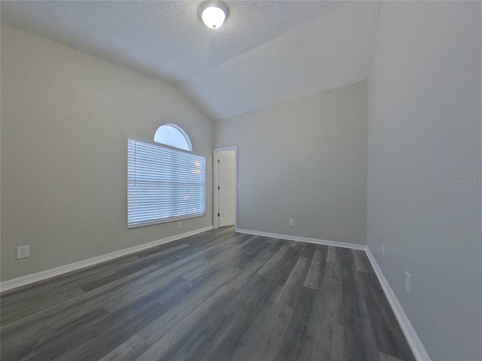 CROSS CREEK PH 02 - Residential Lease