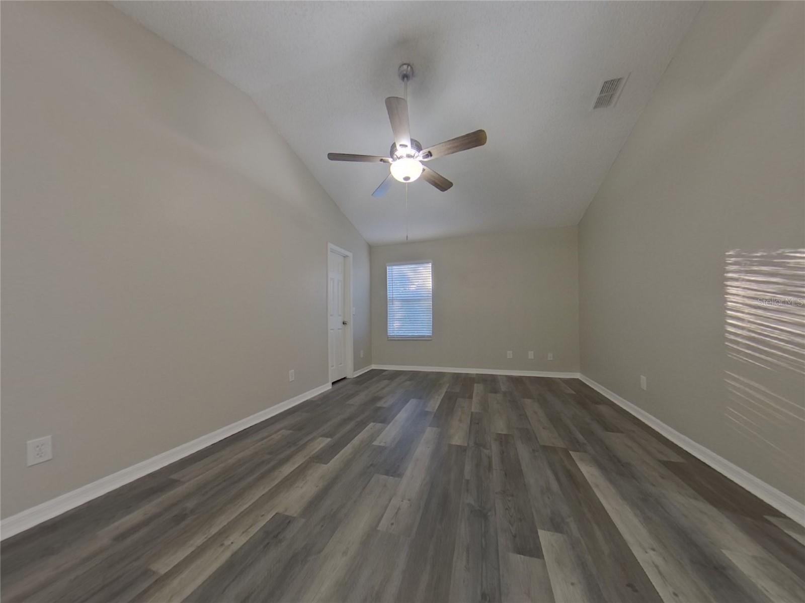 CROSS CREEK PH 02 - Residential Lease