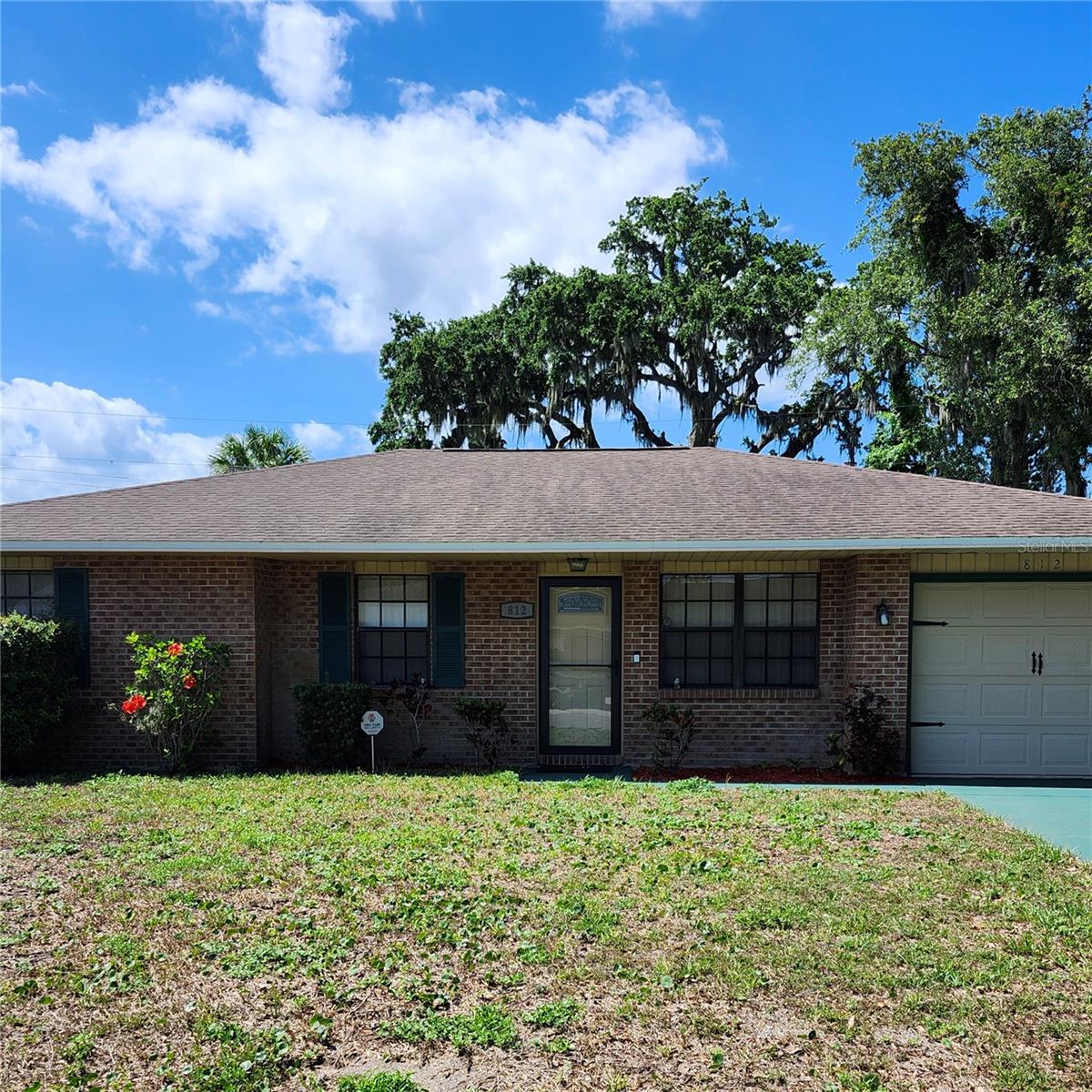 Hurry and make this 4 bed 2 bath coastal home your Daytona Beach residence.  This concrete block home is move-in ready. and offers comfort and convenience, just minutes from the beach, colleges, dining, the Daytona International Speedway, and other attractions.  Come revel in a bright and airy atmosphere that adorns this simply stated sunlit home.