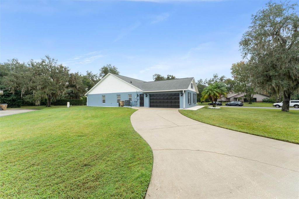 Photo of 2100 Wild Oak Court, Kissimmee, FL 34746 (MLS # O6366310)